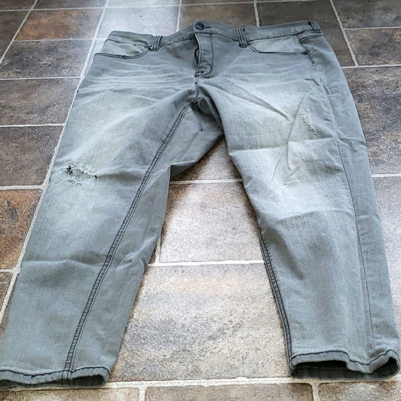 Melissa McCarthy Seven7 Denim - NWOT MELISSA MCARTHY DISTRESSTED SLIMMING SILHOUETTE PENCIL JEANS SIZE 20